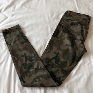 Army style jeans